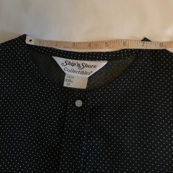 Ship’ n Shore Collectibles Blouse - Picture 5 of 6